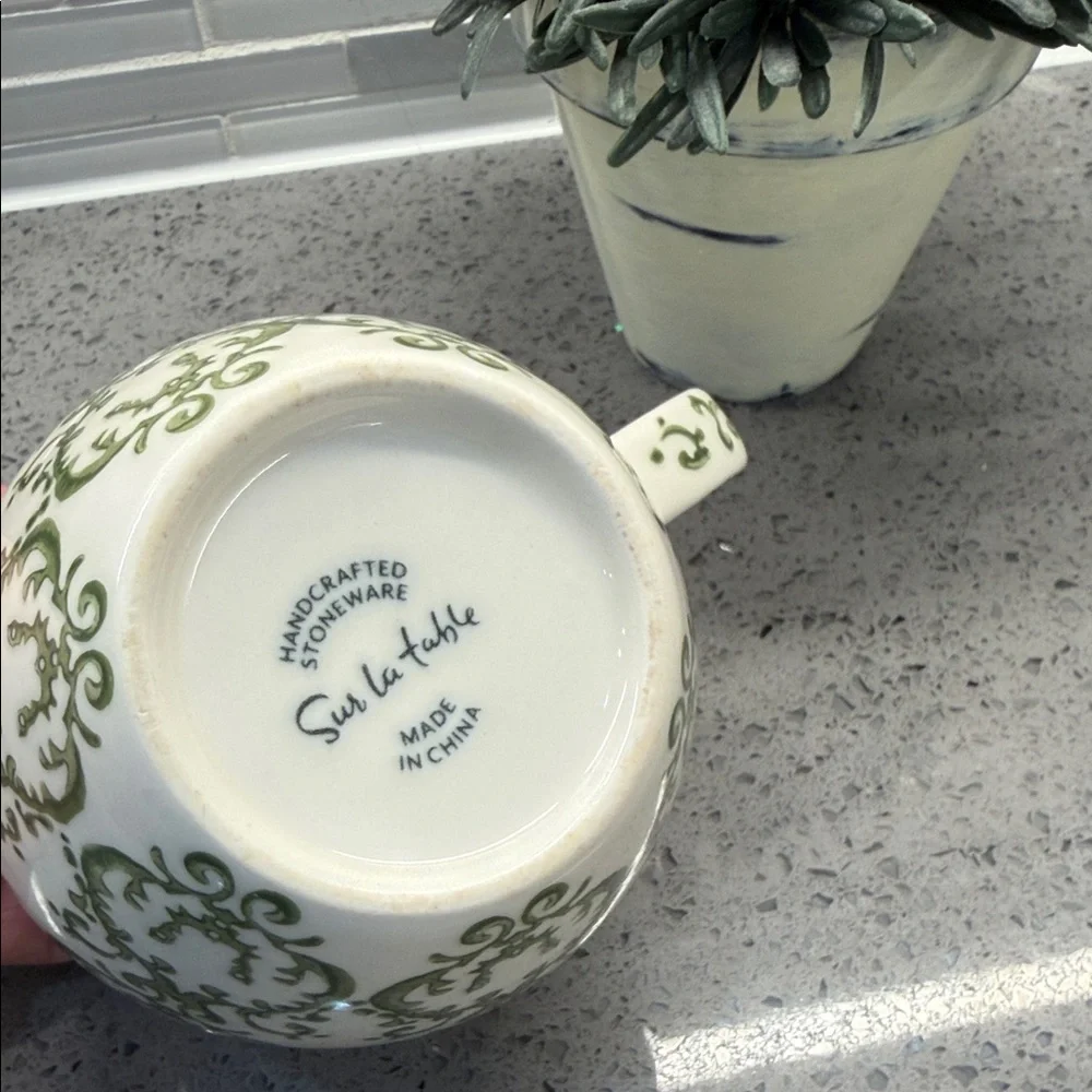 Sur la Table White Ceramic Mug with Green Filigree Pattern